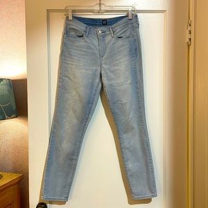 Gap True Skinny Jeans